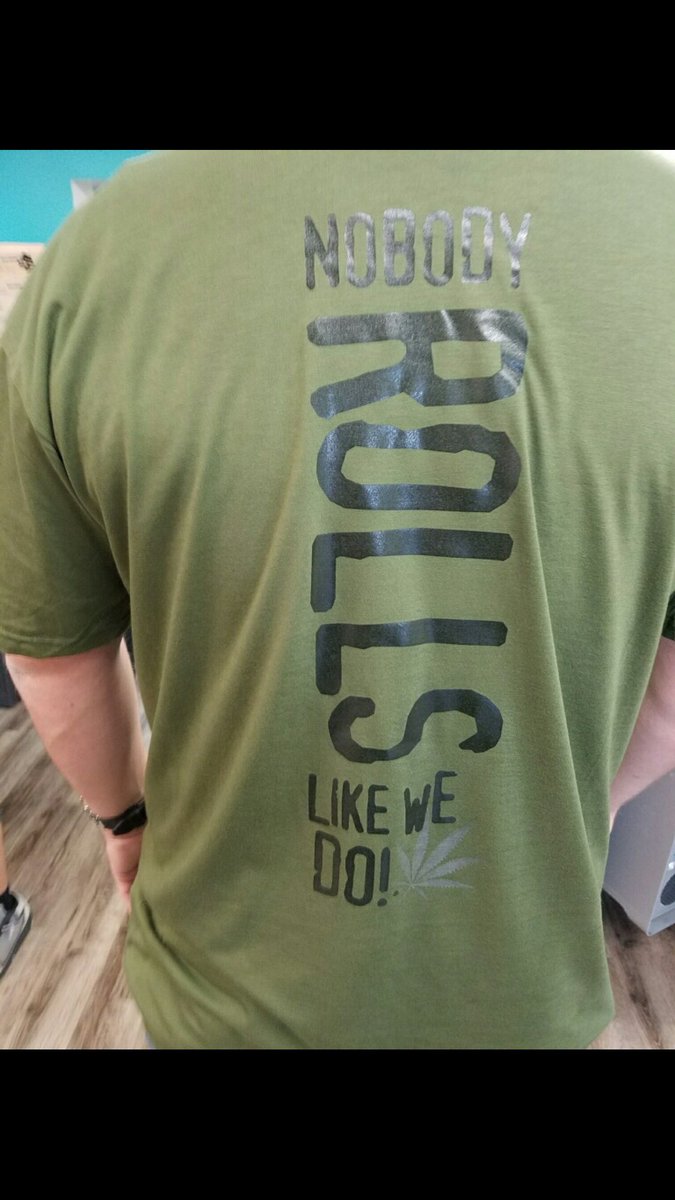 VibronicHemp's tweet photo. Get your Hemp T on our website ⬇️ Herb w/ Glow in the Dark Leaf 🍃 #NobodyRollsLikeWeDo #skateboard #skateeverydamnday #hemp https://t.co/nMrfzsfsfi