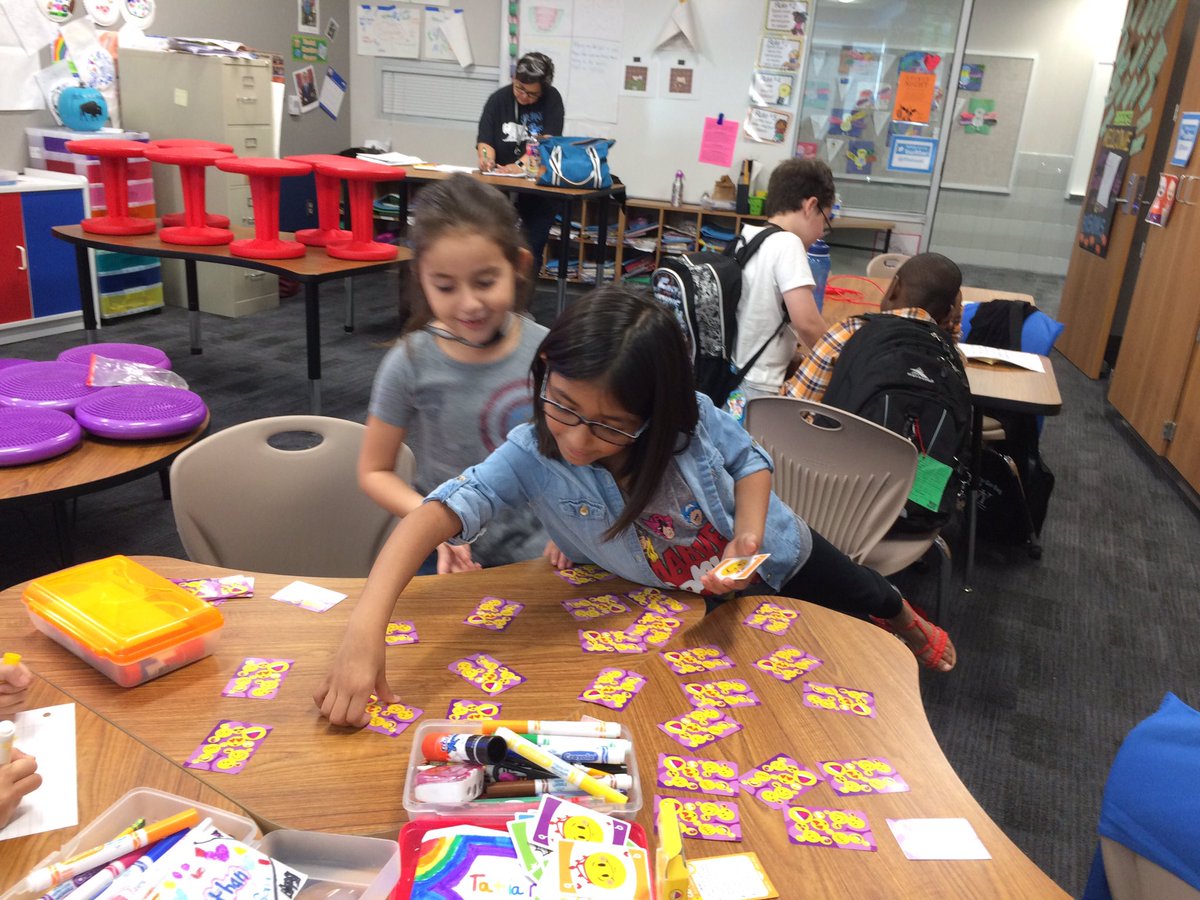 ZSabzaali's tweet photo. We are enjoying Fun Friday with the activity of our choice! #bethkelegacy #cbe2nd https://t.co/3TfvdY7Mio