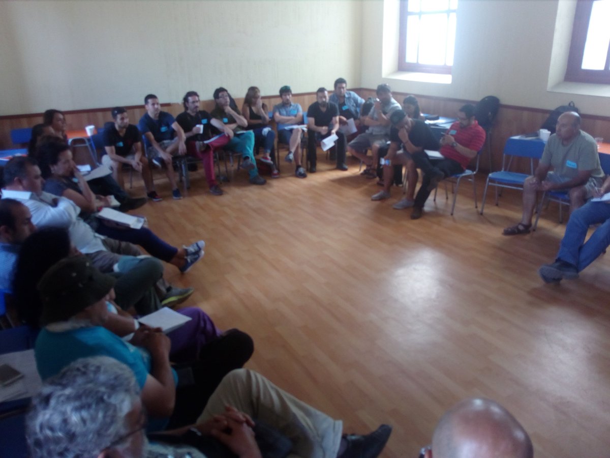 FAdistrito8's tweet photo. Nos encontramos en nuestra 2da jornada de discusión y reflexión en torno a las necesidades del distrito 8. Con unidad avanzamos! https://t.co/2lFHj0CPOB