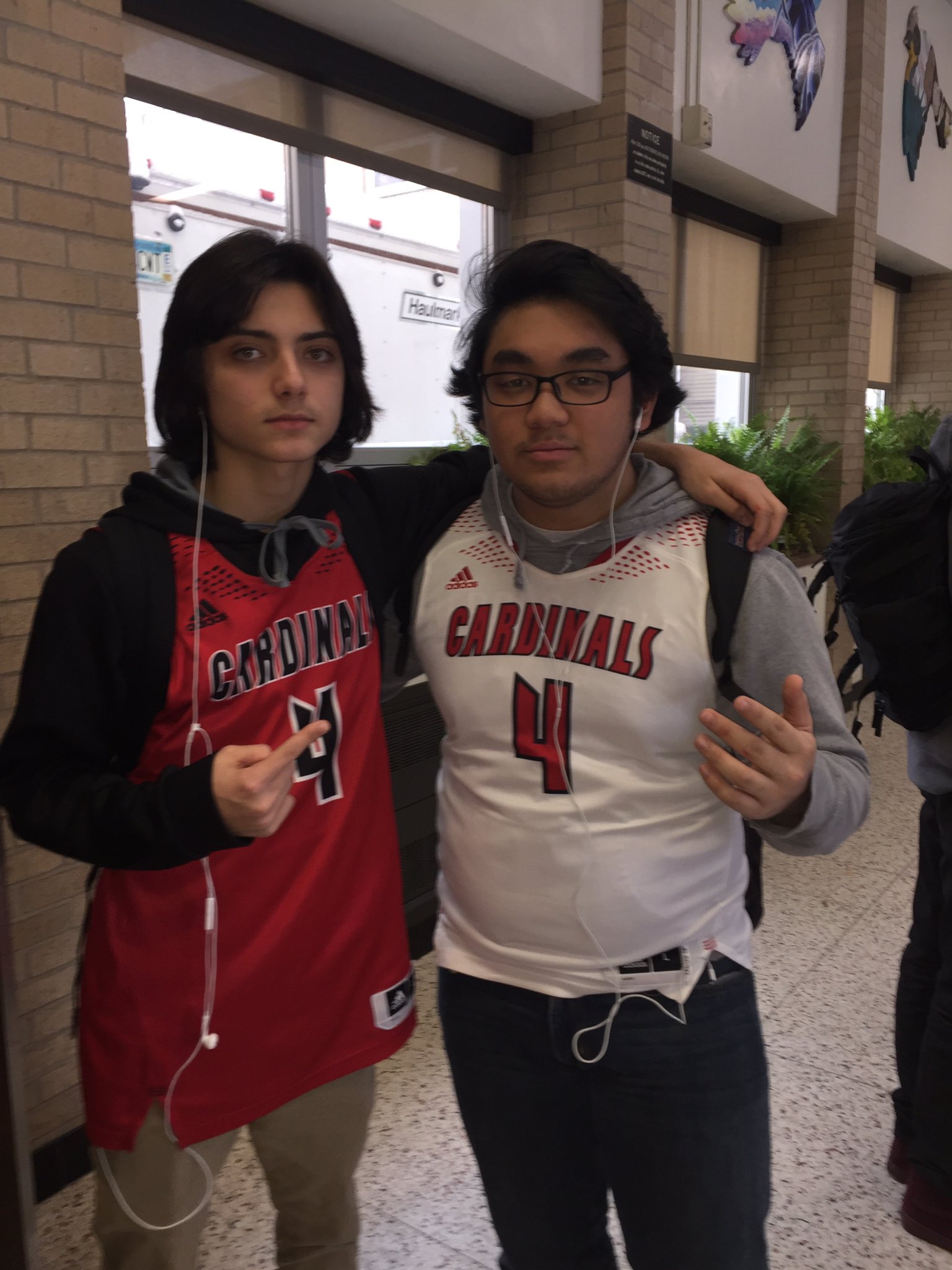 Happy bday ray rice!!    