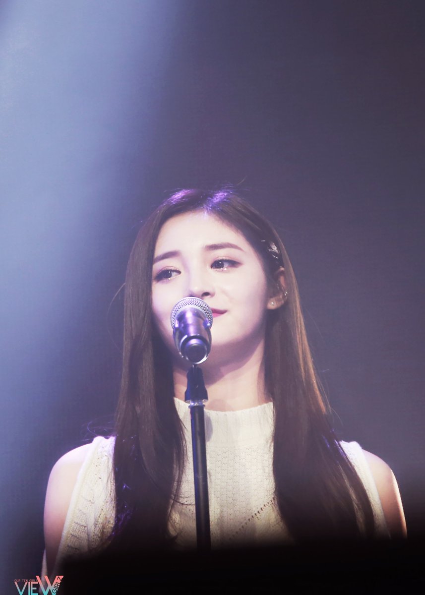 vieW_Pristin's tweet image. #Pristin #프리스틴 #결경  170106 BYE&amp;amp;HI