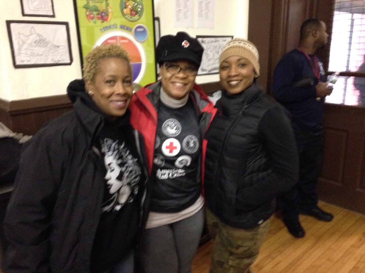 MrsBigSarge_AF's tweet photo. Making the community safer one smoke alarm at a time! #SmokeAlarm #MLK #WeCare @ARC_EasternPA @RedCrossPhilly @PhillyFireDept https://t.co/sOJb9VPuUI
