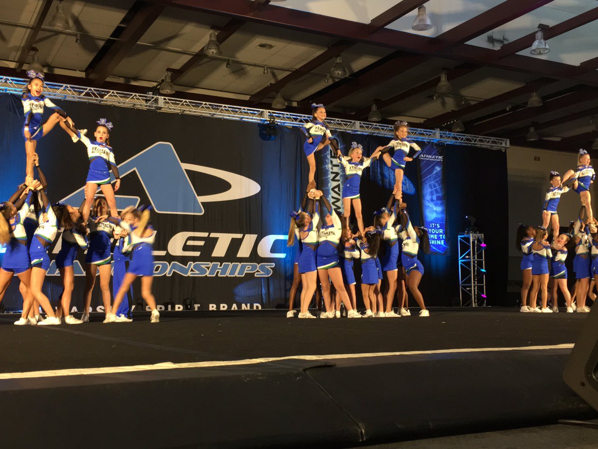 stingrayforsyth's tweet photo. Way to Kick Off our Day @Cobalt_Rays1! We Love a STINGRAY HIT!!💚💙 https://t.co/sgYsFFDh5q