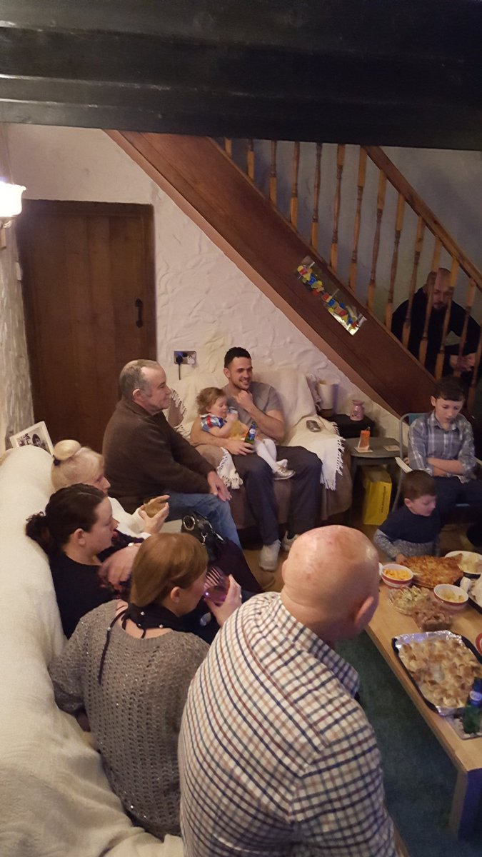 DioneDioneob's tweet photo. The joy of having a small cottage and a 50th birthday gathering @obrienmartial https://t.co/ZXrijcP5wb
