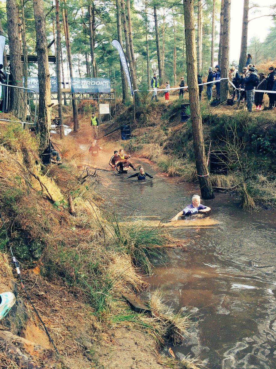 lrnbrdshw's tweet photo. Mega chuffed to finish 6th lady & proud of my super @Vickery_Tom for 3rd @Hell_Runner_ #helldownsouth #brutal #hillsofhell #bogofdoom ๐น๐ช๐ป๐ https://t.co/4FwXh2gTJ2