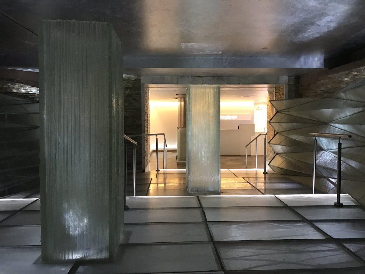 habituallychic's tweet photo. Worked out and had an amazing @la_prairie facial at the @RitzCarlton. My Saturday is off to an amazing start! #grandcayman #linelessfuture https://t.co/RDk1pinxmM