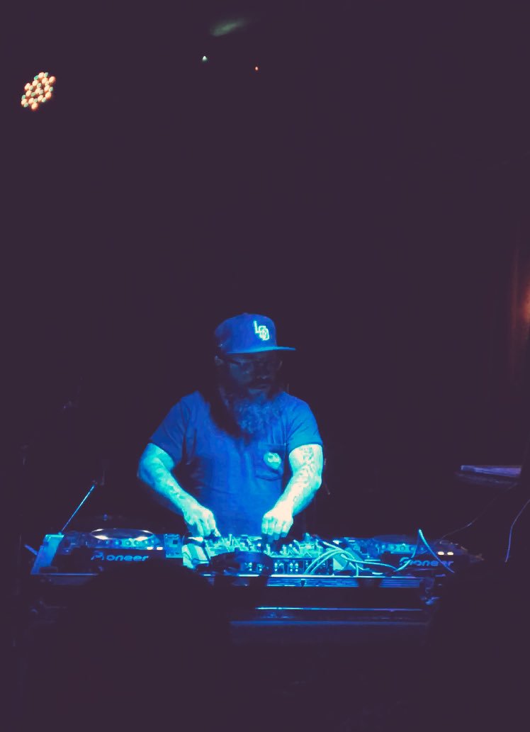 gabob79's tweet photo. La noche de anoche en @elimperialclub @Bonnz
#frepo
🕺🏻💃🏻 https://t.co/HrNPWZn40I