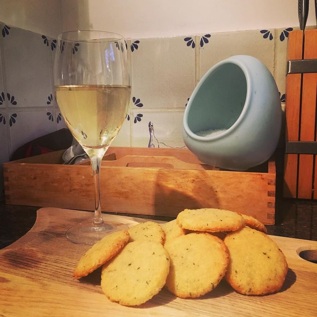 CallUsNotThem's tweet photo. A great #dryjanuary #detox #recipe for you: one large glass of Alabarino, one batch of home made Parmesan and rosem… https://t.co/qz2dE3DuKB