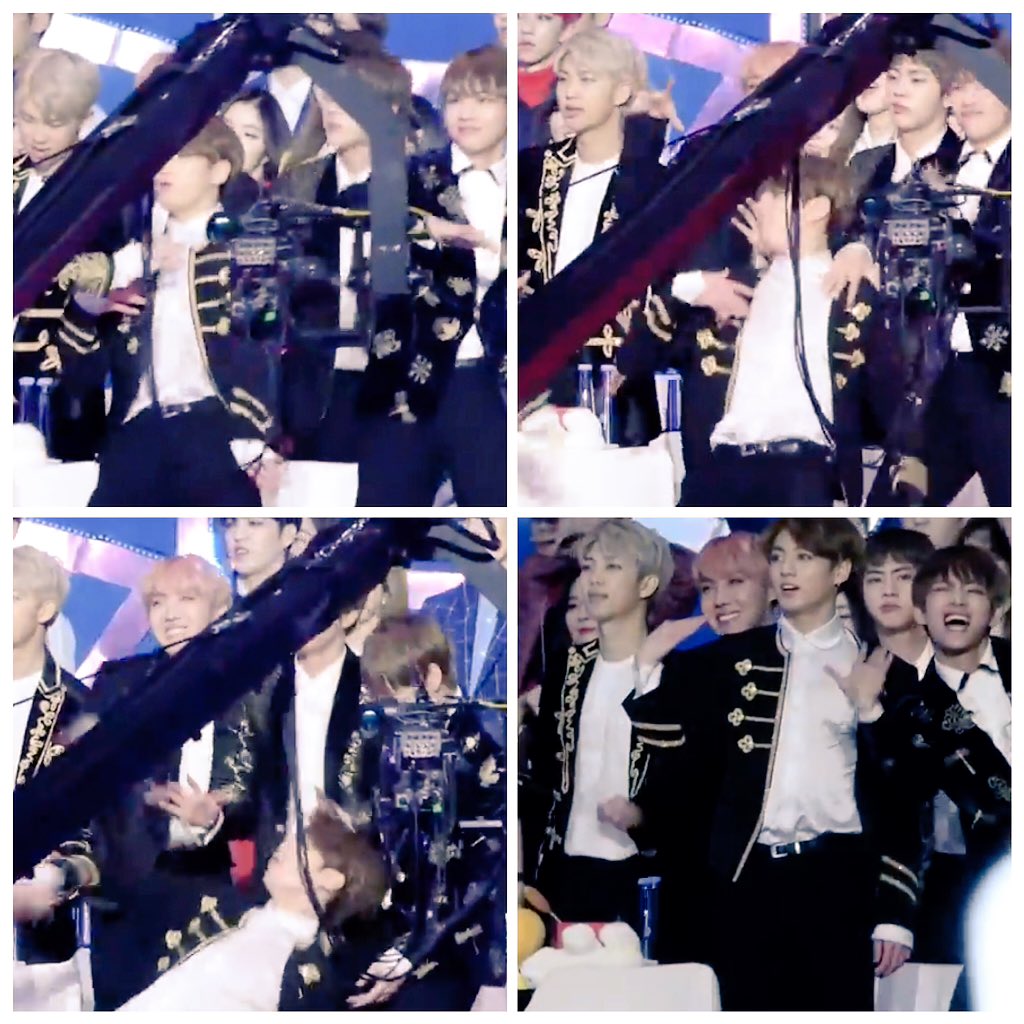 jeonjks99's tweet photo. Yes jeon๐ฅ๐ฅโค๏ธ they really know how to have fun!! Truly gold๐โจ #jungkook #goldendiskawards #bts #btsreact #rainism https://t.co/tXTlsyctn1