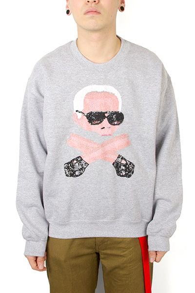 FAKETOKYO_com's tweet photo. 【BLTEE】グラフィックスウェットトップス/GRAY(¥29,000)
POPなストライプにフロントのグラフィックが特長的なスウェットトップス。https://t.co/txmqV9IfHy
#BLTEE https://t.co/5pqd6AcWLU