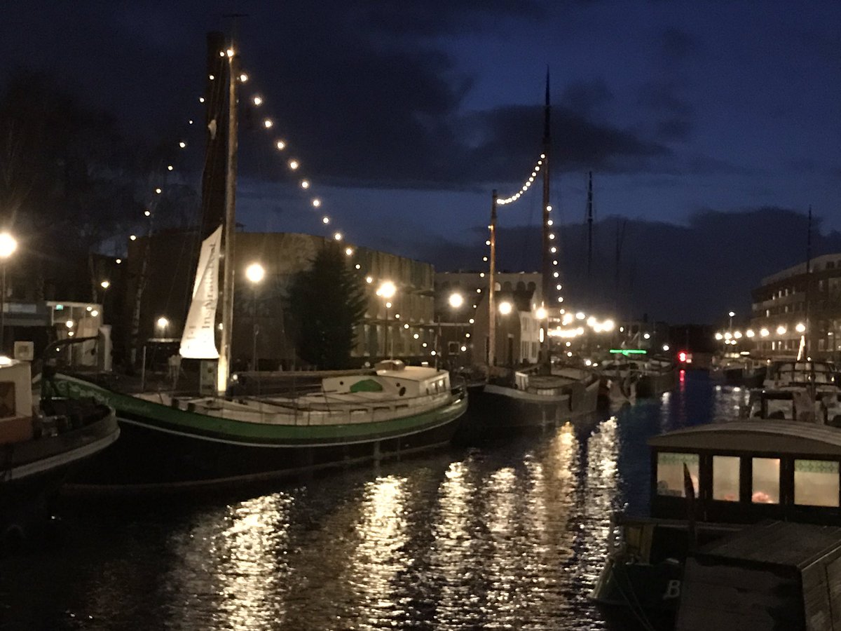 Dankbaar <a href="/Gem_Amersfoort/">Gemeente Amersfoort</a> voor redelijke liggelden schijnen wij trots licht op onze Eemhaven