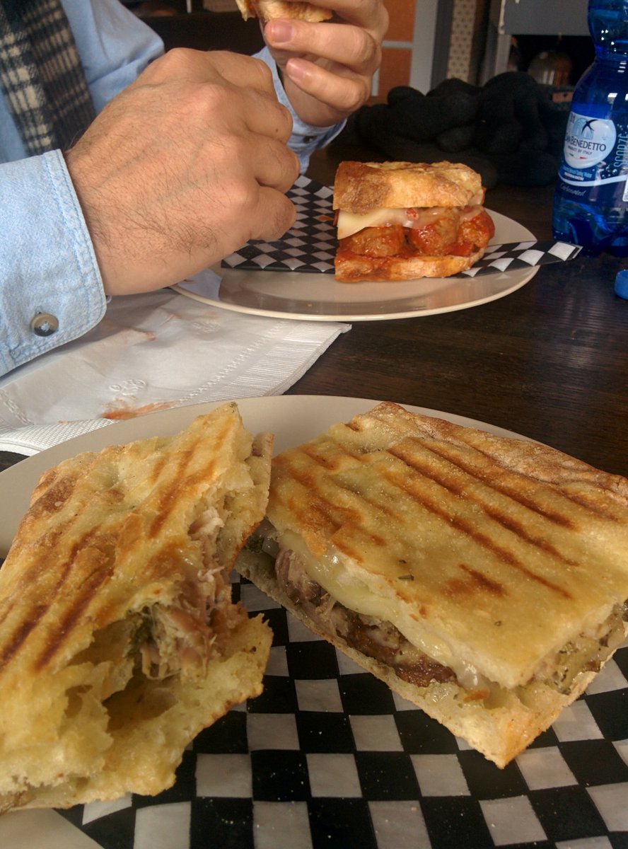 PimentoPiriPiri's tweet photo. Toughest decision of the day. Meatball or porchetta sandwich at #solita, #sandwich https://t.co/uzjnmZjJsr