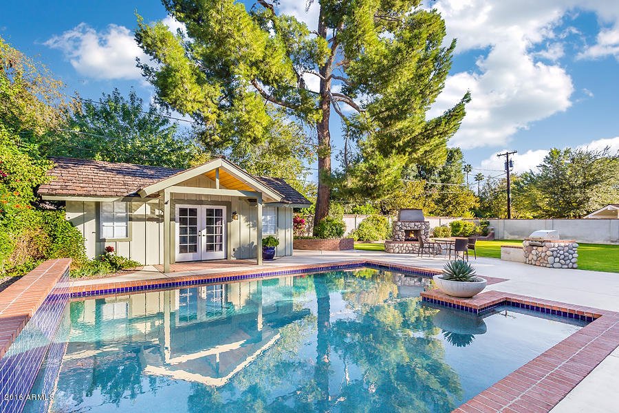 janusgroupaz's tweet photo. #OpenHouse today! 10-2. Beautiful North Central Phoenix Home! 7107 N 6th Ave, Phoenix. https://t.co/xSrP3T6KwM #PhoenixRealtor #HomeforSale https://t.co/3gHZxg6N6k