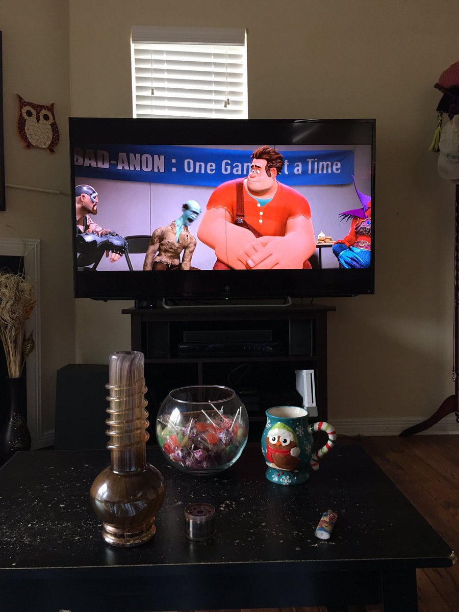 TheWeedMan8655's tweet photo. My Saturday with my beautiful wife. #chillmod https://t.co/z74pJMfjjc