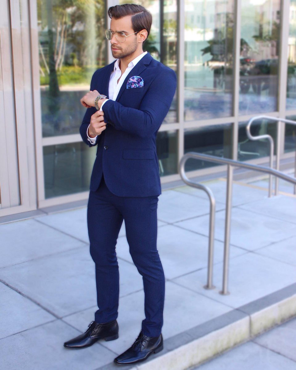 PatrickVanNegri's tweet photo. #mensfashion #menstyle #menswear #ootd #streetstyle #dapper #gq #styleiswhat #fashioninfluencer #suit #malemodel #gentleman #squarepocket https://t.co/n3wRfG939e