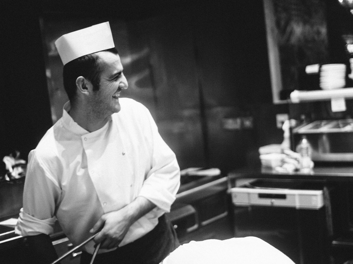 Bar Azita tweet media