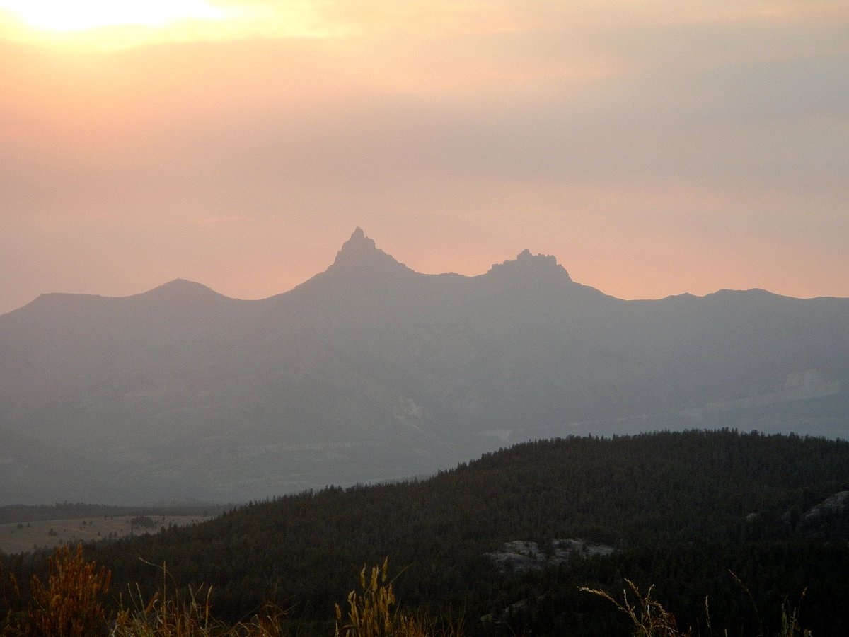 Thermopolis_WY's tweet photo. https://t.co/i6ltqSZ8ZQ : Pilot & Index Peaks, #AbsarokaRange @ #sunset,#BeartoothHwy #view,… https://t.co/qh02yRmHpn #Thermopolis https://t.co/YLHLQzXCTV