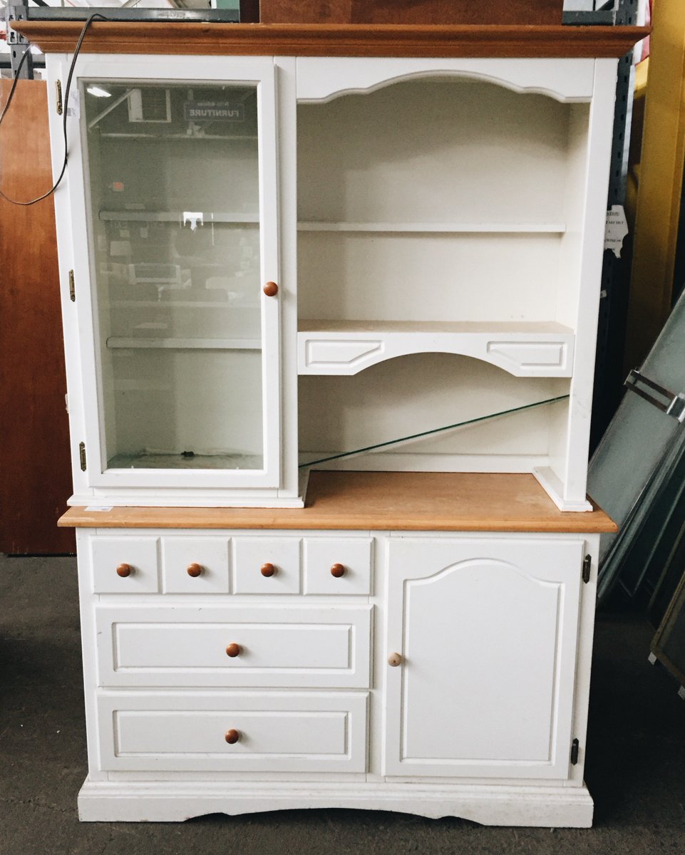 DetroitReStore's tweet photo. This gorgeous buffet/china cabinet is ONLY $42 at the West #Detroit #ReStore Make it yours today &amp; check out all our other great #deals! https://t.co/czUDK0R2xP