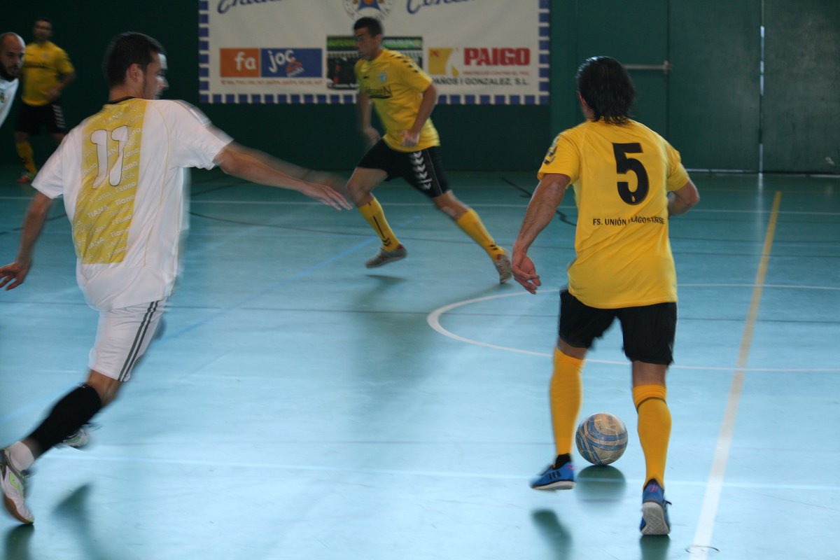 El <a href="/FsLlagostense/">Fs.Union Llagostense</a> empata (2-2) amb el Tiana. ow.ly/2k733080gqP