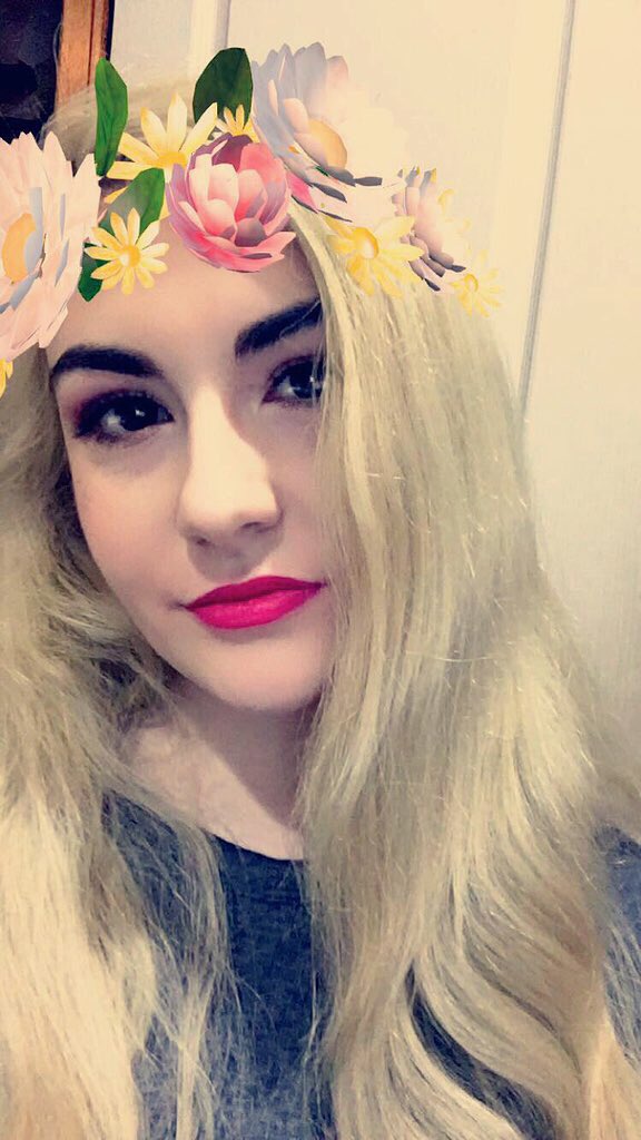 prettygmwstans's tweet photo. nessa ( @carpensus ) https://t.co/1ZBJWQo8zO
