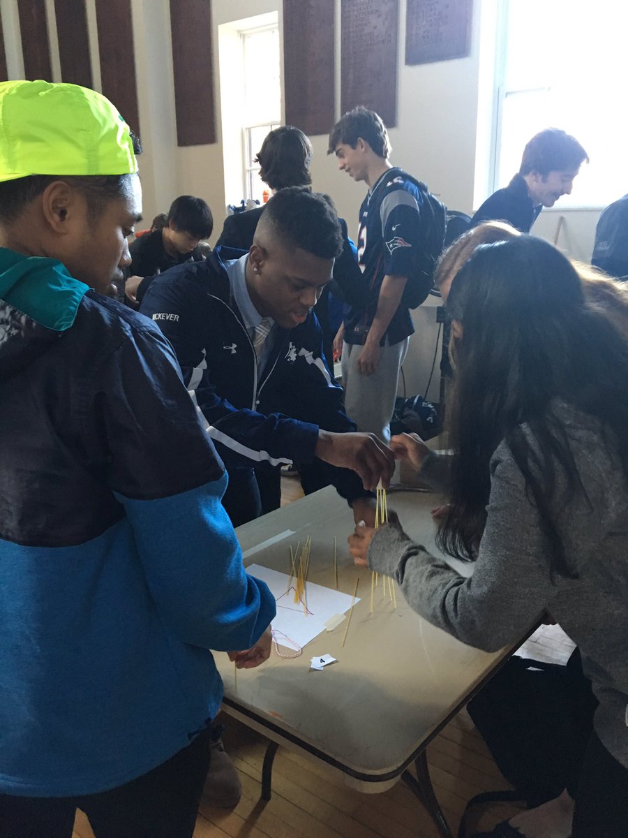 eliselondon419's tweet photo. V formers tackle the marshmallow challenge to think about team building and prototypes. #smlearns @SMcollegeoffice #stmarkssat https://t.co/1WAKGq5m09
