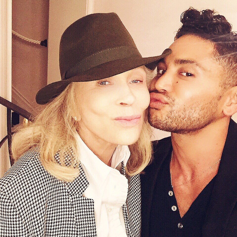 isaacboots's tweet photo. Happy Birthday to my dearest heart @RealFayeDunaway 👑 Love u so #HollywoodRoyalty #fayedunaway https://t.co/53Bi7jAUgw