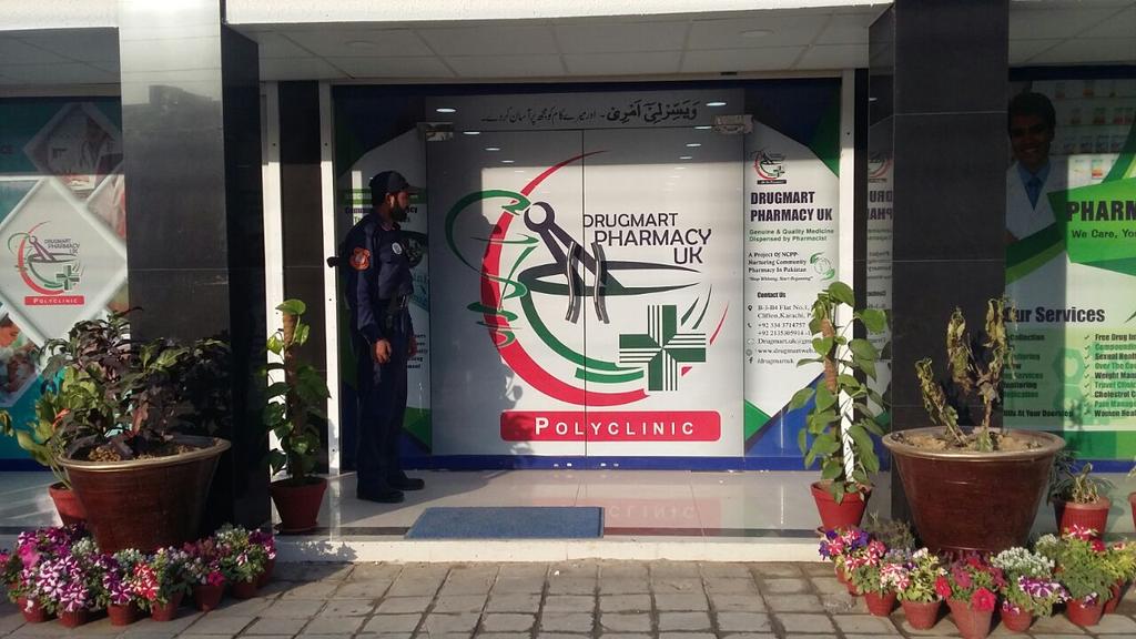 DrugmartUk's tweet photo. Few hours to go for the change that is coming to you... Pharmacist at your service!! https://t.co/cbsrPHy5GV