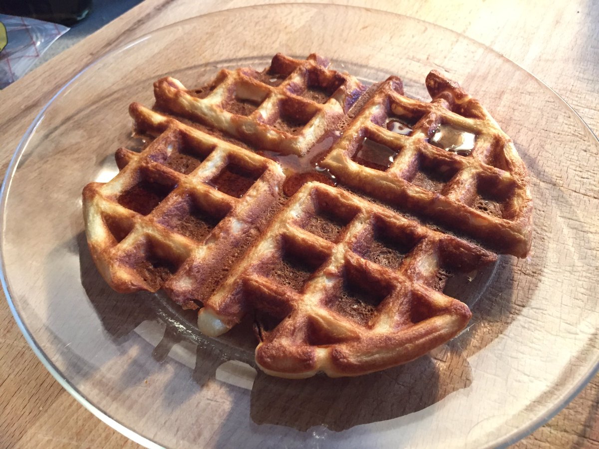 uneditedfoodie's tweet photo. Belgian yeasty waffles #comoeats #comocooks #comofood #ilikecomo https://t.co/RGR6cK7V1T