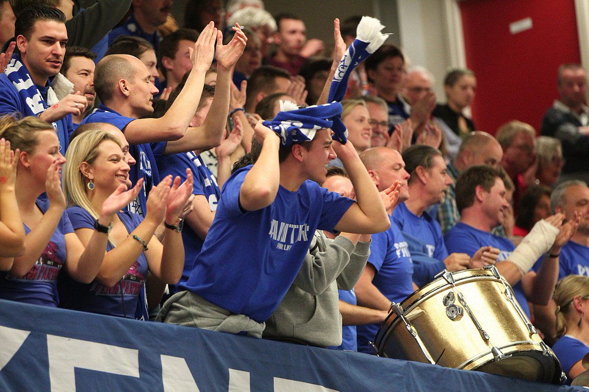 korfball's tweet photo. IKF #ECUP2017 Final: TOP/Quoratio (NED) - Boeckenberg KC (BEL)
Photo album Num.2 📸 @Actiefotografie #korfball #korfbal https://t.co/XuetrGbn6g