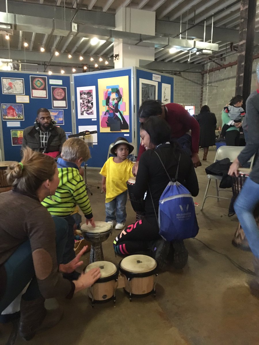 HeatherEHoladay's tweet photo. At DCPS arts showcase on fleek! @dcpublicschools @dcpsrising #CreateDC https://t.co/Mi9G00vv76