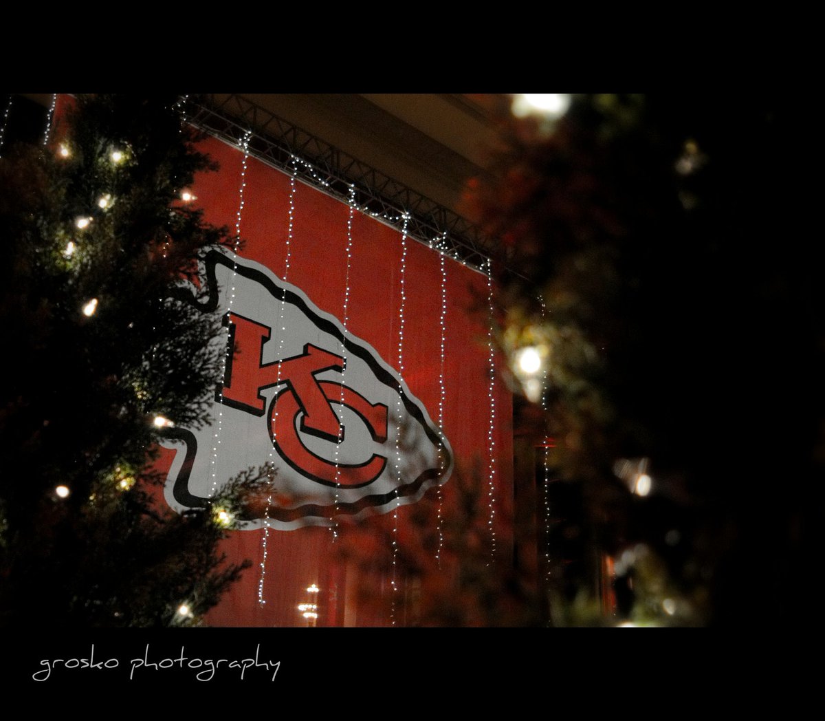 GroskoPhotos's tweet photo. Inside Union Station. #kansascity #KansasCityChiefs #photography @UnionStationKC @Chiefs @KCStar https://t.co/ClRkwWCkW5