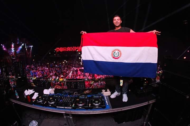 FamilyRavers's tweet photo. 7 días para el @midnight_py donde tendremos a este capo: @QUINTINOO ! 😎🙌🎶🚀

#MidnightPy - 21/01/2017 🔥 https://t.co/g1pzdE7GFT