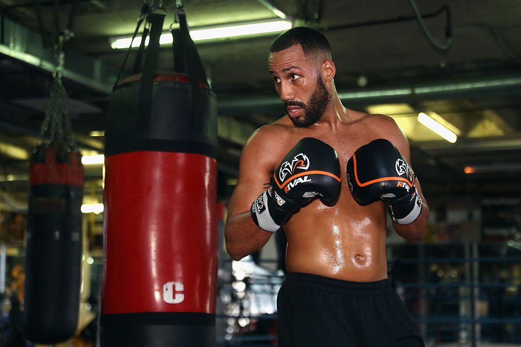 BBCSport's tweet photo. Can James DeGale prove he's one of the best fighters in the world?

World unification fight v Badou Jack, live @5livesport 03:30 #bbboxing https://t.co/OcAxh3CauL