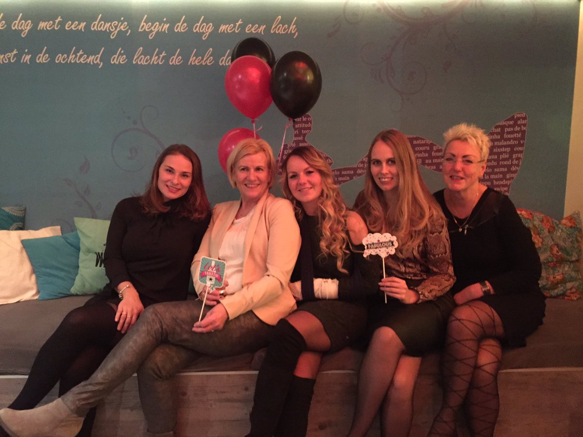 B I G Thanks to the fantastic shero's of FUN -> <a href="/AnnieHKM/">Annie</a> <a href="/sannieee2211/">Sandra Oppelaar</a> <a href="/miranda13101966/">miranda de bruijn.</a> <a href="/Joycesupadupa1/">Joyce</a> <a href="/DeniseDkastanja/">Denise kastanja </a> Well done👏🏼