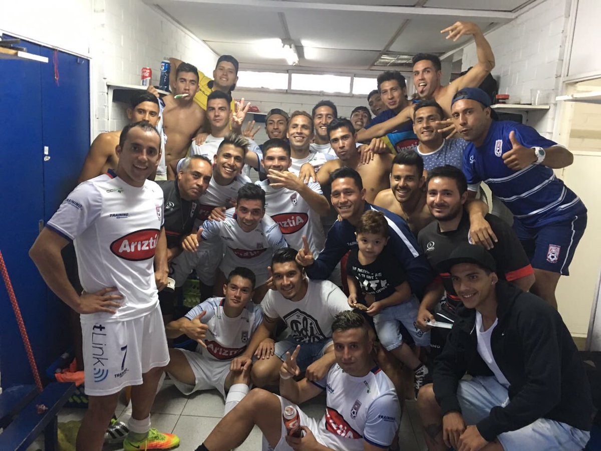 cdmelipilla's tweet photo. Grande Melipilla!!

Gracias por esta alegría.. Vamos por más💪🏻🔵⚪️🔵 https://t.co/EfEEbJkX57