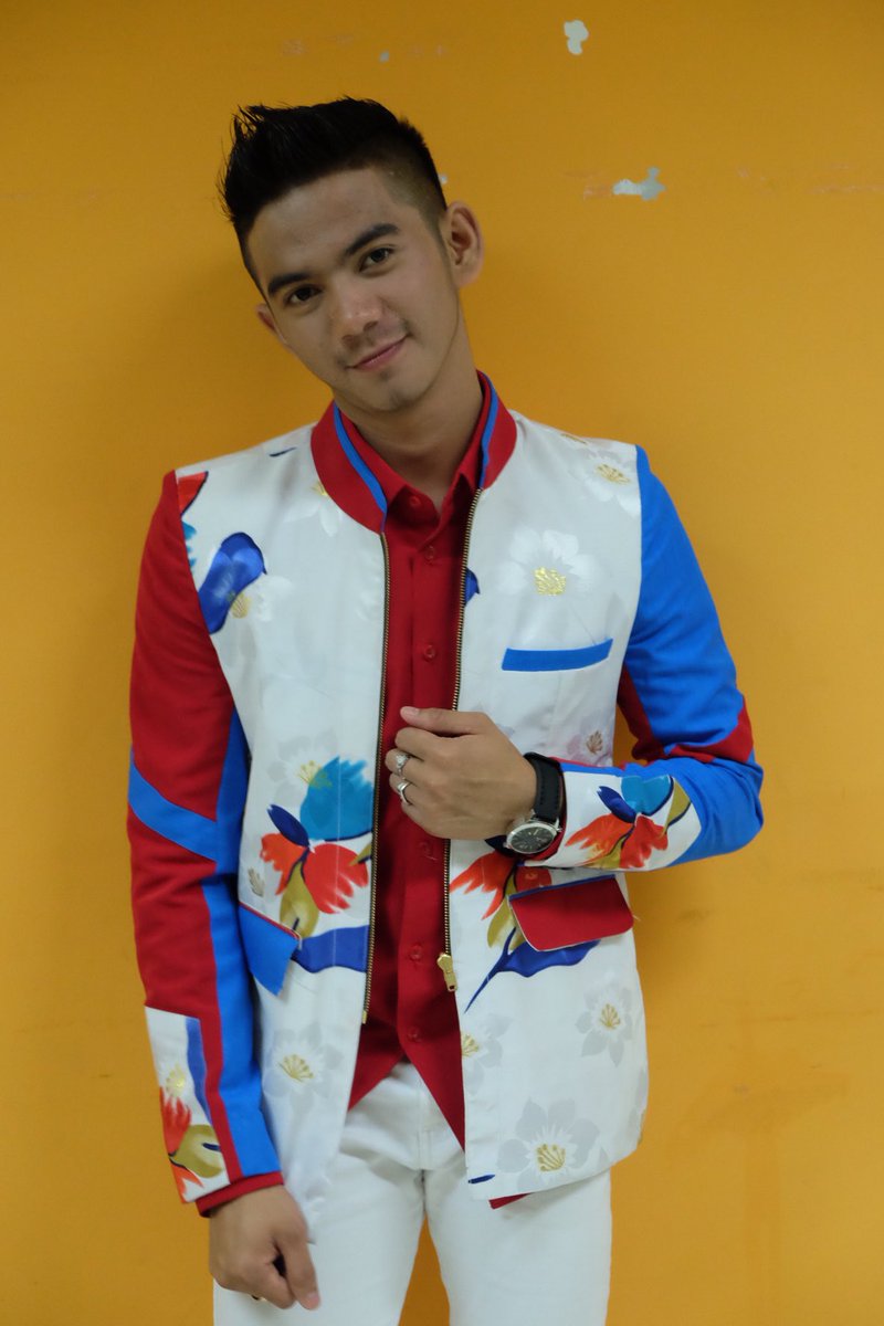 DA2_Ridho's tweet photo. Mana nihh retwit nyaa???
Ido kasi nihh foto foto nyaa dahhh❤😘
Semngaattt teman teman naikin🎊 HT nyaaa #RizkiRidhoJalanSehatWithXL https://t.co/oLkd99aSZF