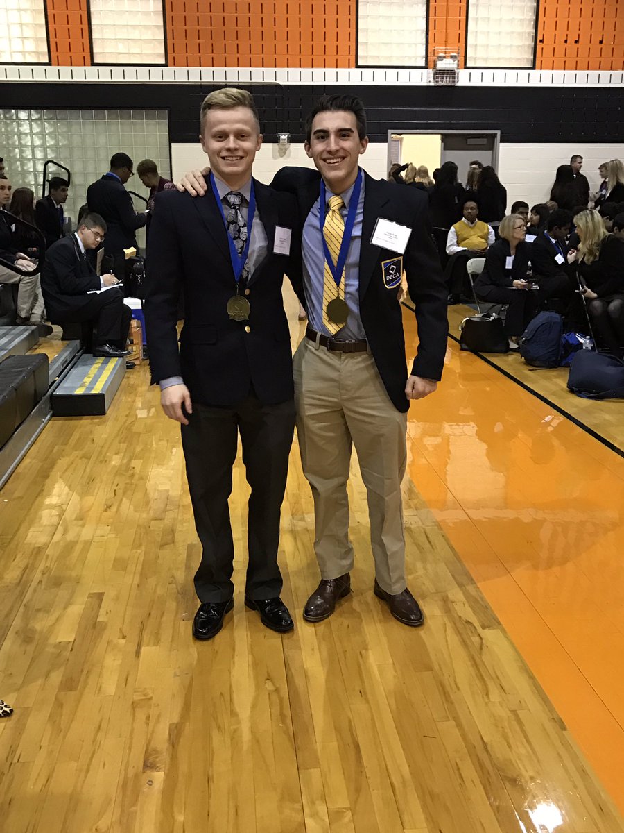 ReedyDeca's tweet photo. @RHSFrisco represented  well! #D7CDC #OwnYourFuture https://t.co/eWxAQoufDJ