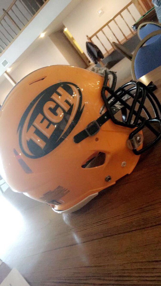 j__c__7's tweet photo. Truly blessed and excited to receive my 4th offer from @ArkansasTech @ATUFOOTBALL @AL7AFootball @AL_Recruiting @DHSWarriors @PORTCITYPROSPEC https://t.co/fSvX9y8e45