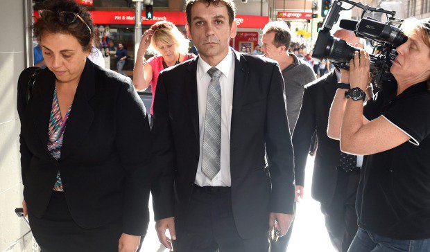 suzanne2222's tweet photo. #UnionFraud  #NUW #NSW  He scams $440,000, his niece the 'bookkeeper' scam $430,000 - What is it with #Unions so much money, so many crooks. https://t.co/jsYXwB954G