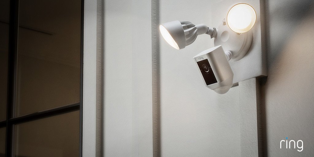 ring's tweet photo. Floodlight Cam lets you rest easy knowing what’s happening around your home at night. https://t.co/Md6z2fPQxe #AlwaysHome https://t.co/WYVPRVyuMX