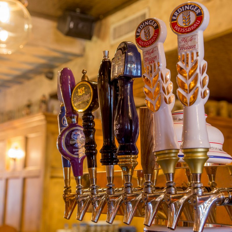It's beer o'clock!
Check out our beer menu via: bit.ly/1meS1yg