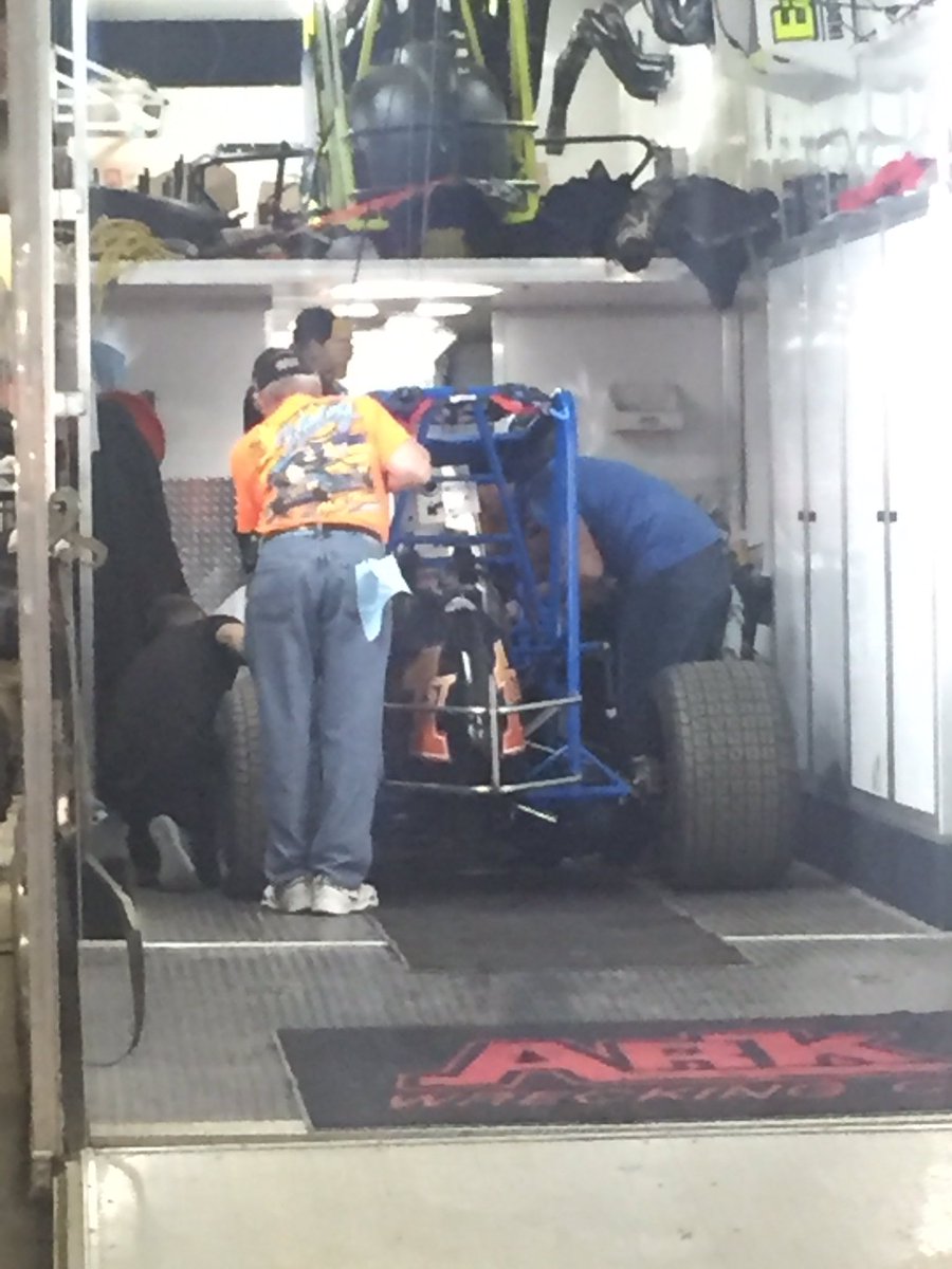thereal_CFS's tweet photo. New power plant is in... #jjyeley #ChiliBowl2017 https://t.co/c8ekw8l6Mt