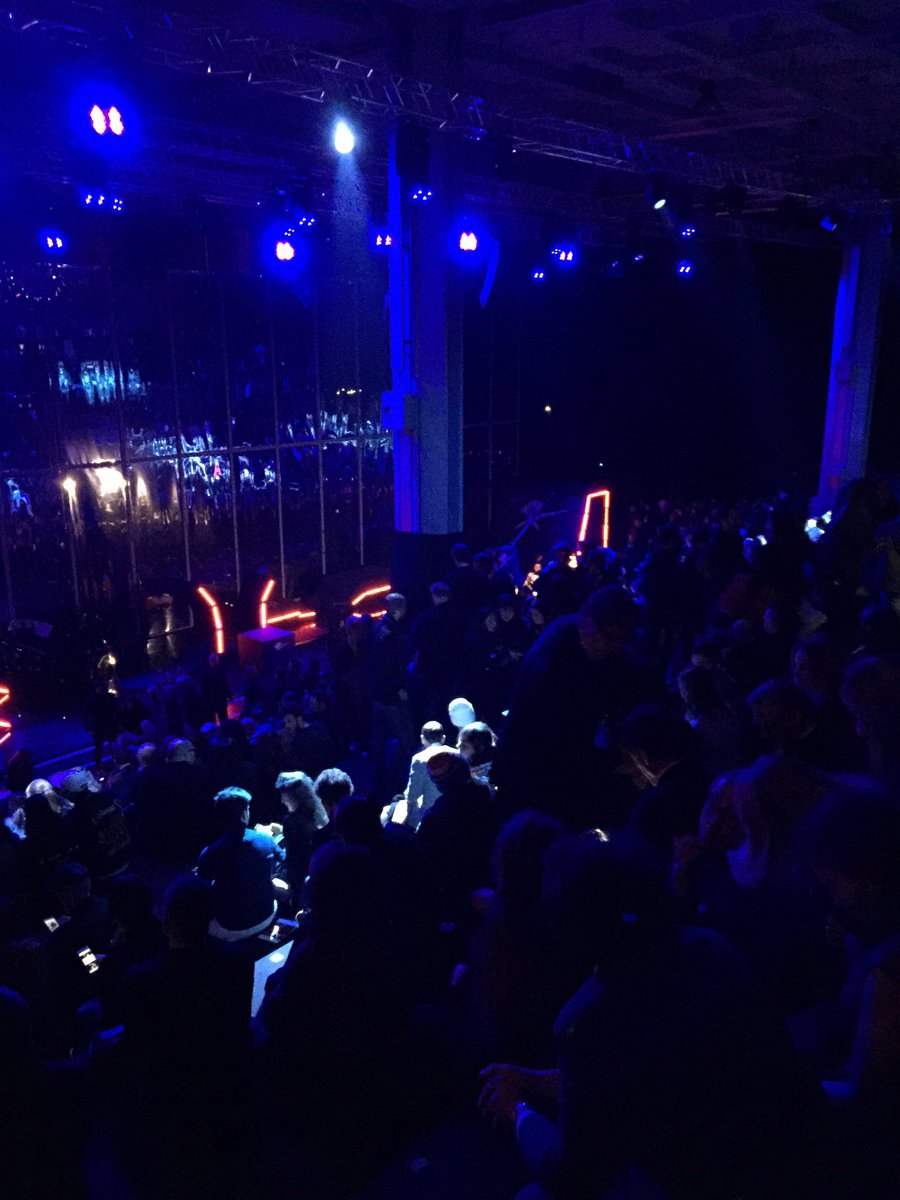 RIPPEDmodels's tweet photo. Ready and waiting. #Rippedmodels about to take centre stage at #milanfashionweek - wow. https://t.co/lsAN7h2wmI