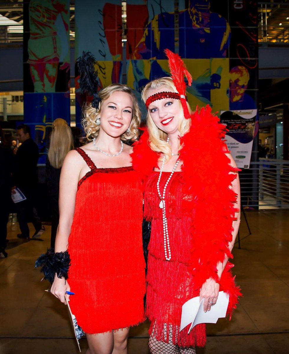 _theresa_kelly_'s tweet photo. This was such a fun night! Over $50,000 raised for @DSACTION #comedyball #vintagevegas #flappers https://t.co/yAwuX9mWi5