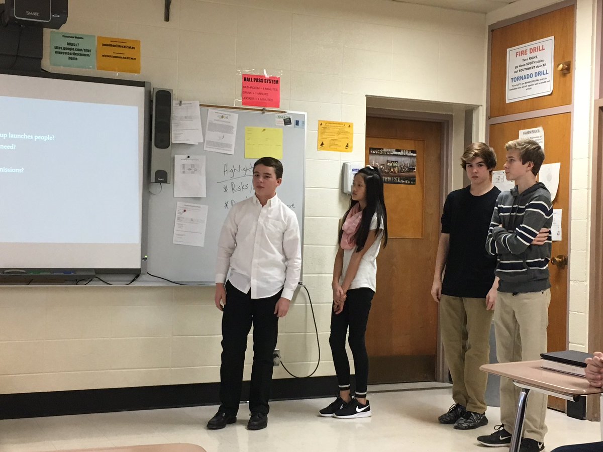 LechnerMj's tweet photo. "Mission to Mars" = articulate, innovative, authentic, independent thinkers @ DCE JH!
#EverestPride #dcescience https://t.co/E9Dm9RE389