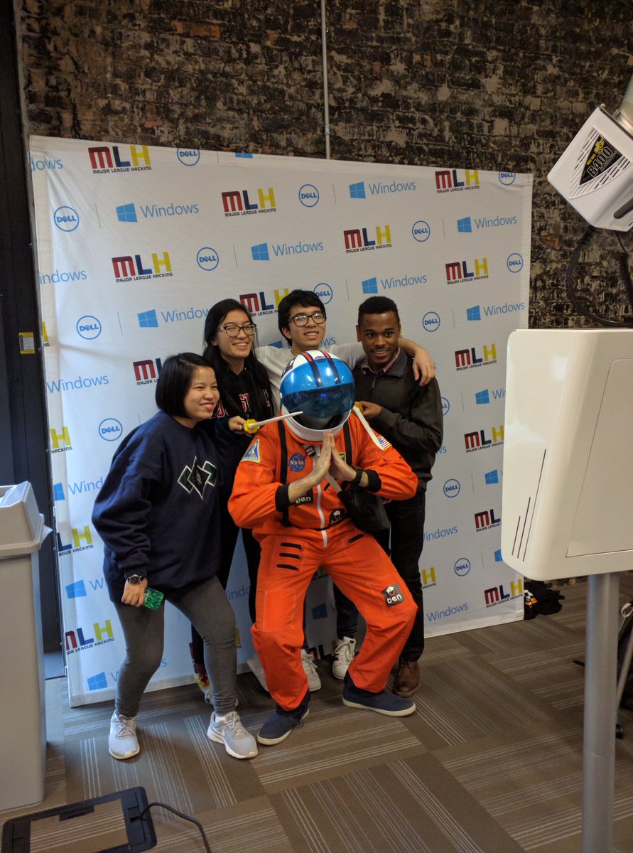 MLHacks's tweet image. The photo booth at #uncommonhacks  has been taken over by an astronaut.