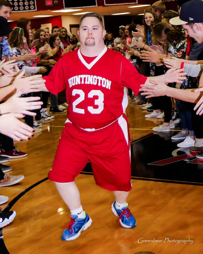 SportsGreenbear's tweet photo. Special Olympics at HNHS
for more photos click the following link
https://t.co/ZRoCfh8Rlb https://t.co/gInqk2eYb4