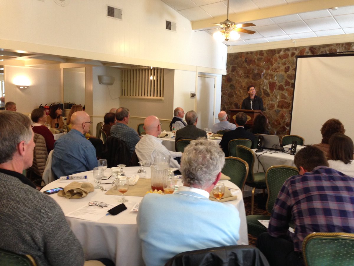 pjallen2's tweet photo. Listening to a keynote on #leadership from @CarlGuardino of the @SVLeadershipGrp at @Rotary5170 #PrePETS training. #ServiceAboveSelf https://t.co/5H0wUJFPjD