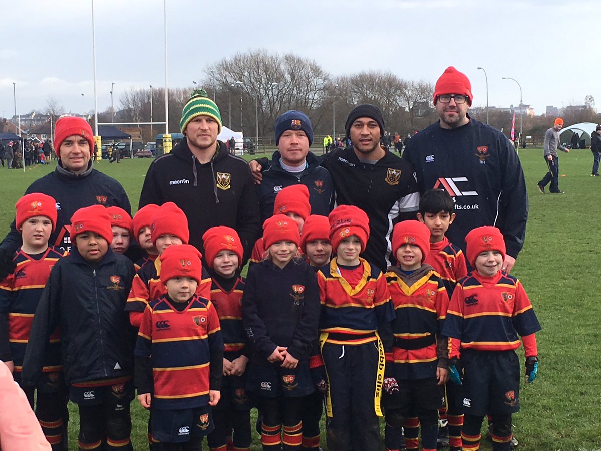 realdavewilson's tweet photo. @DylanHartley thanks for the photo with the kids from @on_rfc under 8's today loads of woolly hats on show @SaintsRugby #rugby https://t.co/ya1BcDTvFw