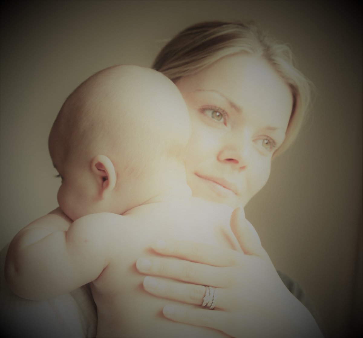Nikkilullabylu's tweet photo. Do you #singtoyourbaby? What's your #favourite #lullaby? Tell me!!  #dreammusic #lullabies #lullabylu :-) https://t.co/F1Reqmqu2L